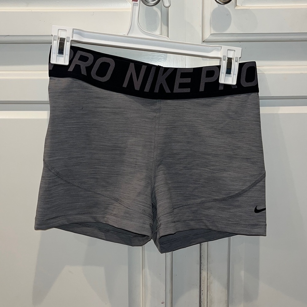 Nike pro compression short